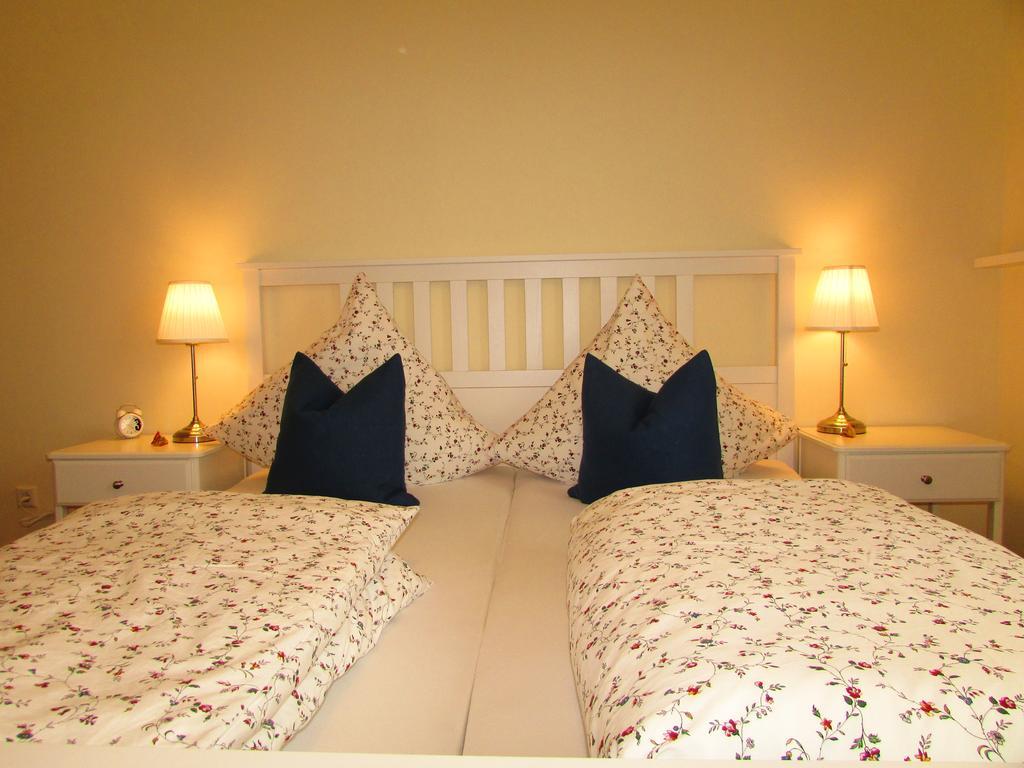 Alte Heimat Apartment Schwegenheim ภายนอก รูปภาพ