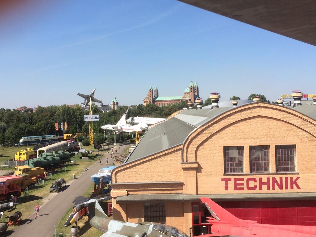 Alte Heimat Apartment Schwegenheim ภายนอก รูปภาพ